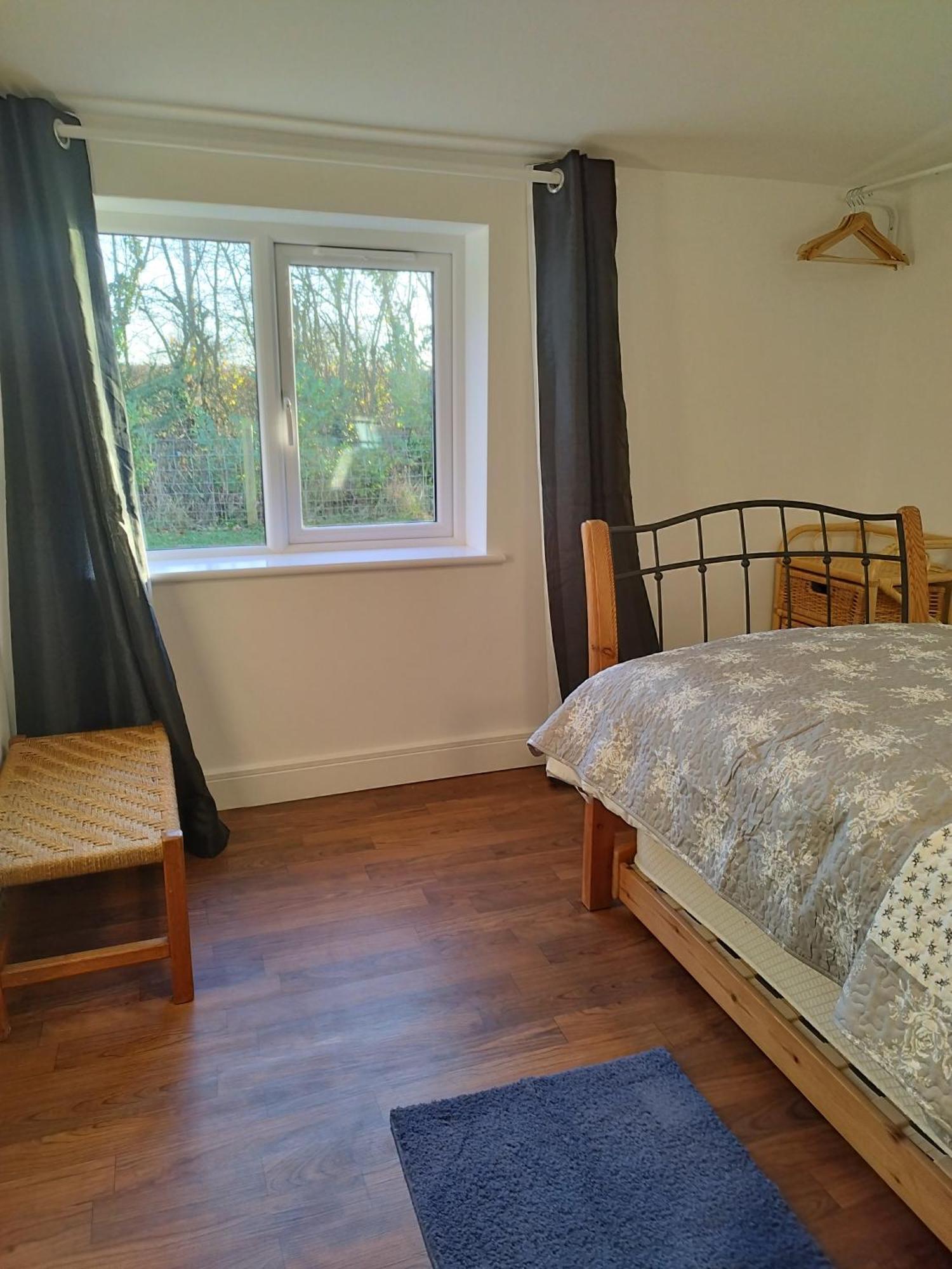 Two Birds Weekly Stay Malmesbury Ngoại thất bức ảnh