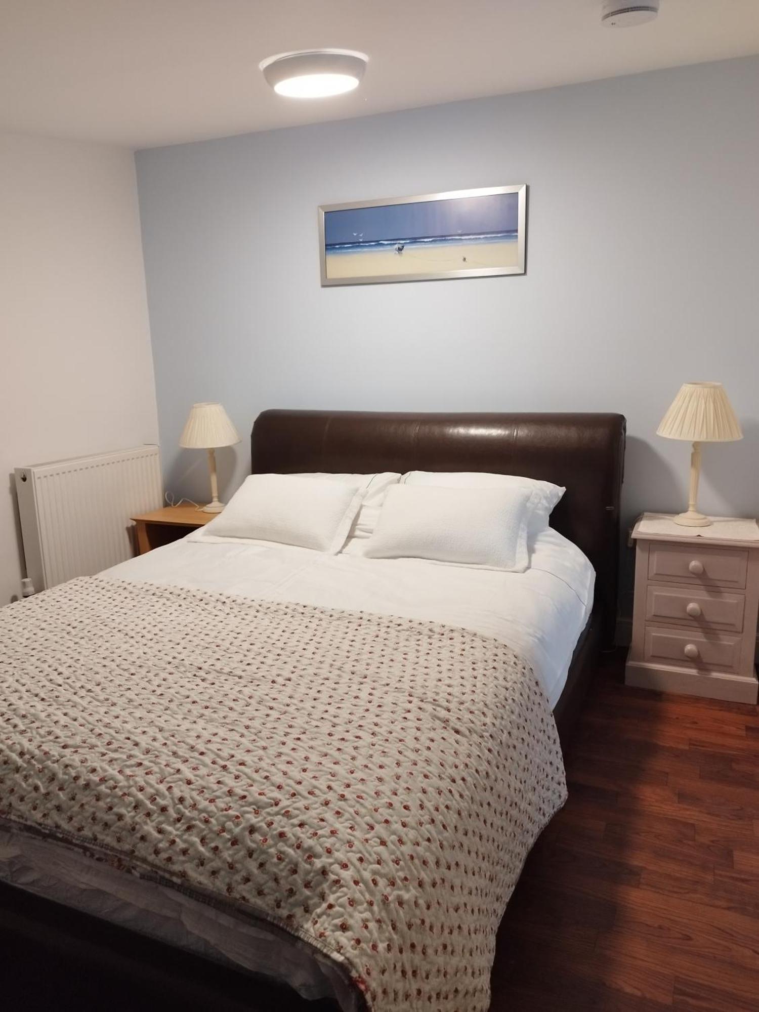 Two Birds Weekly Stay Malmesbury Ngoại thất bức ảnh