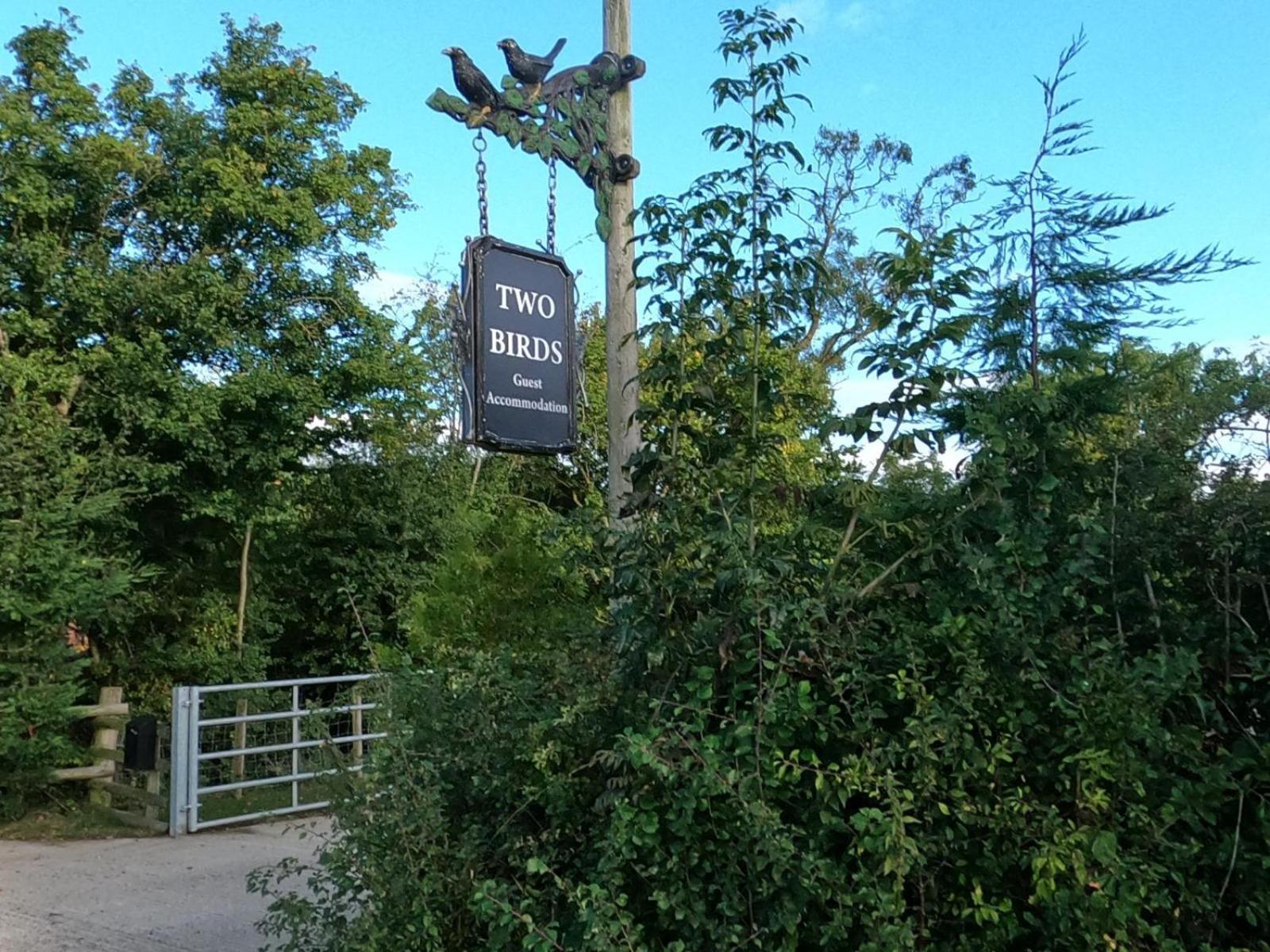 Two Birds Weekly Stay Malmesbury Ngoại thất bức ảnh